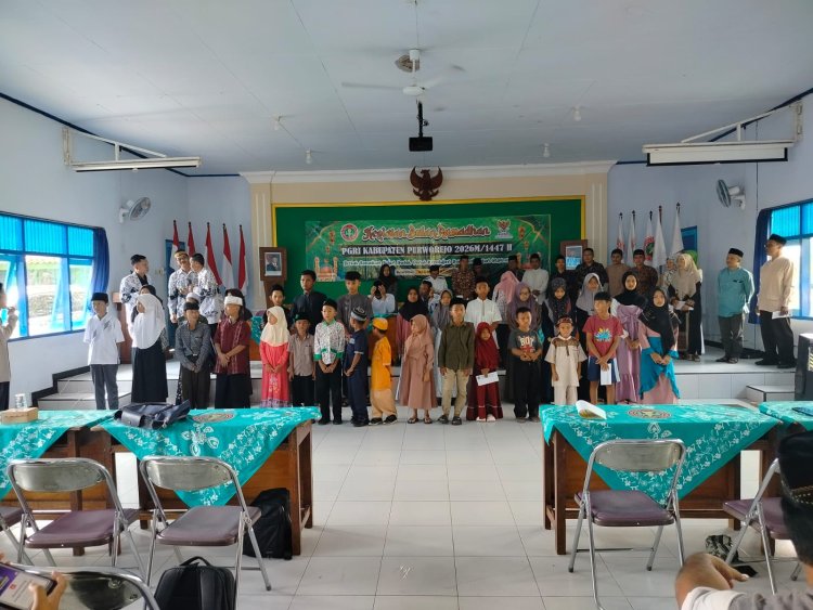 Lampaui Target Provinsi, PGRI Purworejo Hidupkan Semangat Ramadhan Lewat Khataman Al-Qur'an dan Santunan