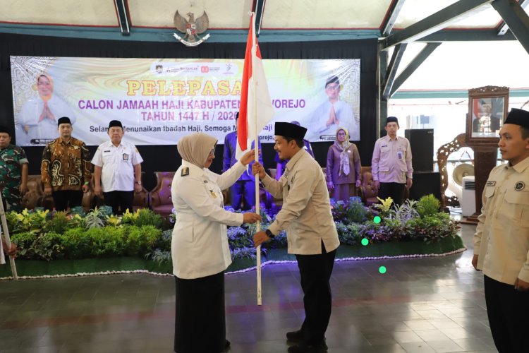 Lepas 755 Calon Haji, Bupati Yuli Hastuti: Jaga Nama Baik Purworejo, Manfaatkan Embarkasi YIA
