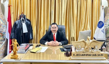 Praktisi Hukum dan Akademisi H. Juswari Umar Said, SH., MH. Minta Pejabat Kampar, Anggota DPRD, dan Pimpinan BUMD Hentikan Budaya Korupsi, Suap, dan Perjalanan Dinas Fiktif