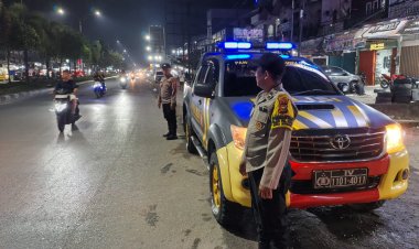 Patroli Blue Light Polsek Pangkalan Kerinci Antisipasi Tindak Pidana dan Gangguan Lalu Lintas